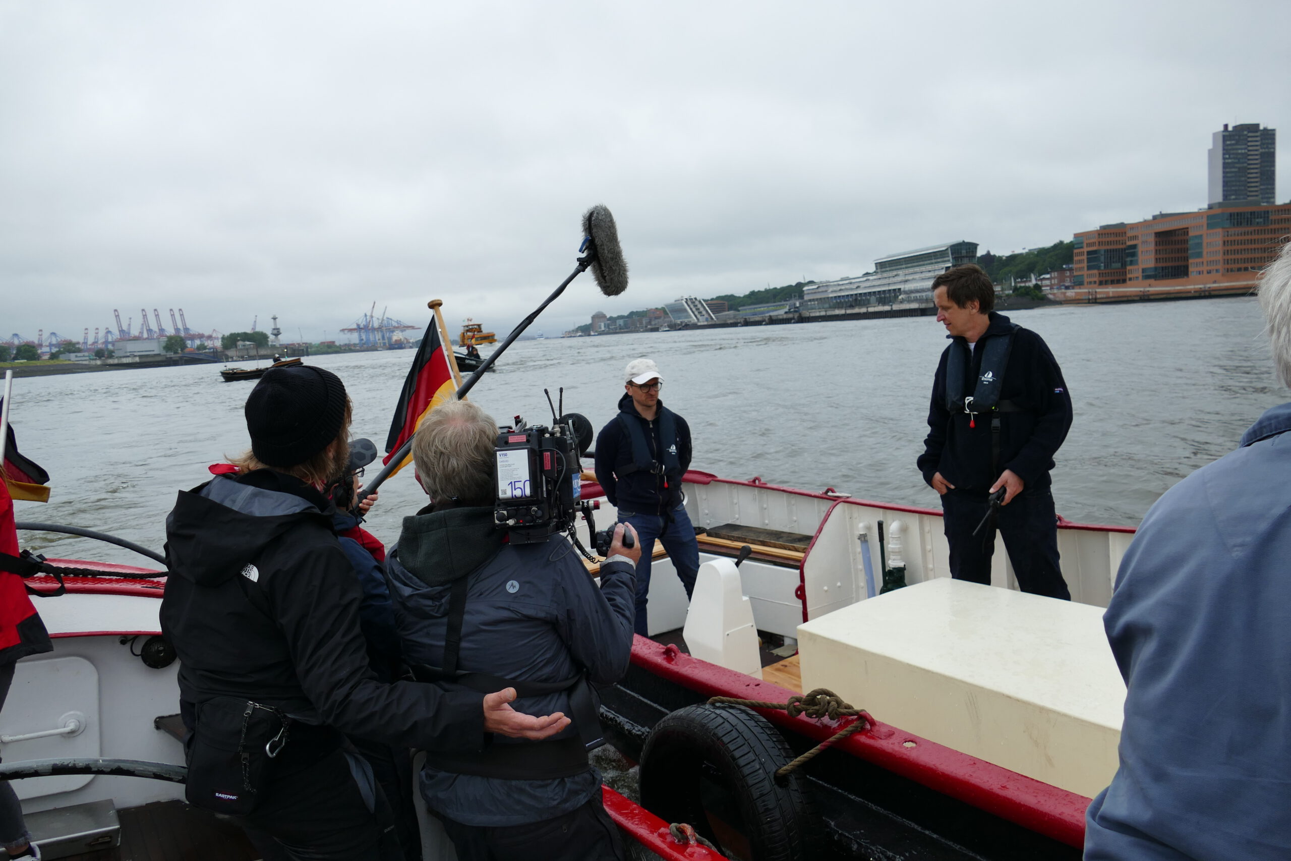 Festmacherboote Unterwegs Fur Die Ndr Nordtour Museumshafen Oevelgonne